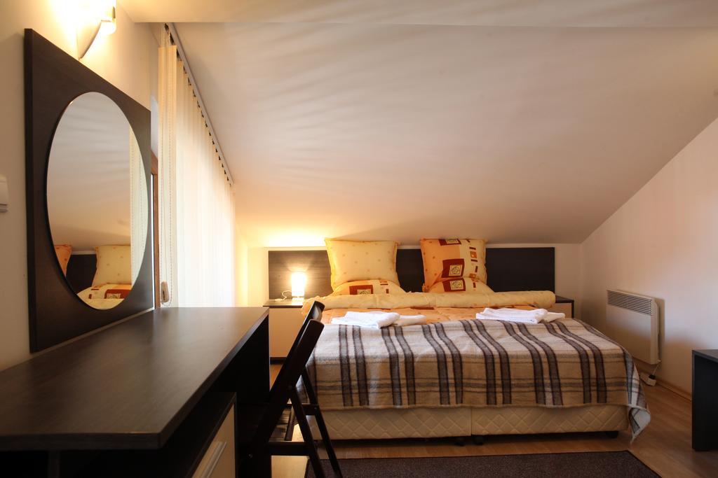 Guest House Koncheto بانسكو الغرفة الصورة